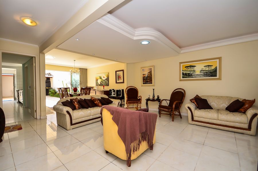 Sobrado - Venda - Boa Vista - Curitiba - PR